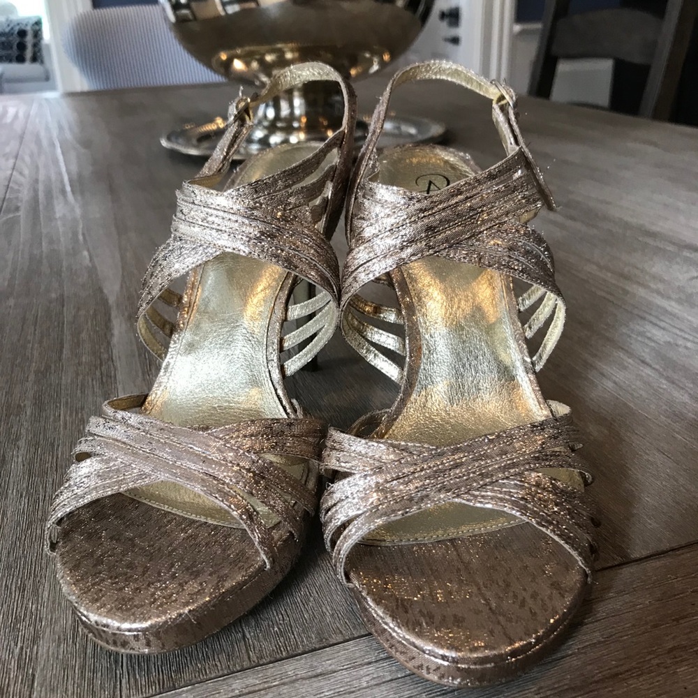 Adrianna Papell gold heels